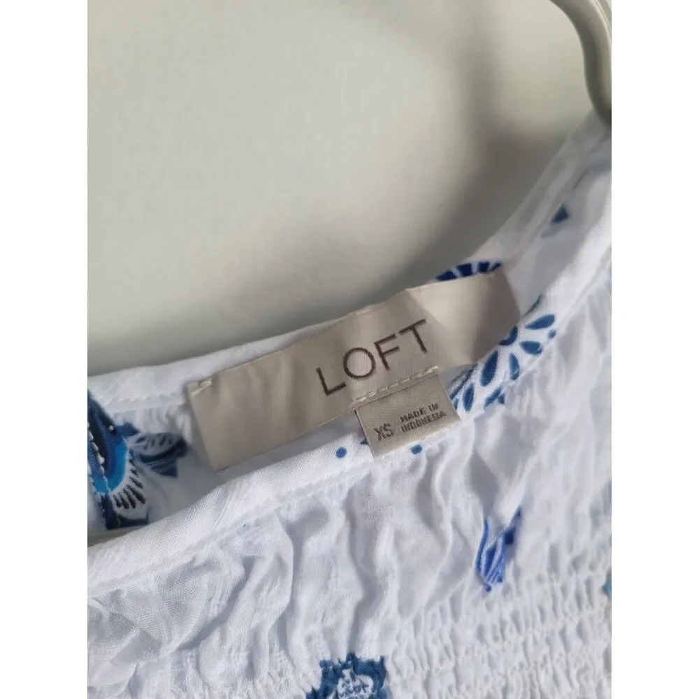 LOFT Extra Small S Sleeveless Top White Blue Paisley Plaid Smocked Peplum Top